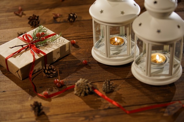 Illuminating Elegance: Decorating with Candle Lanterns